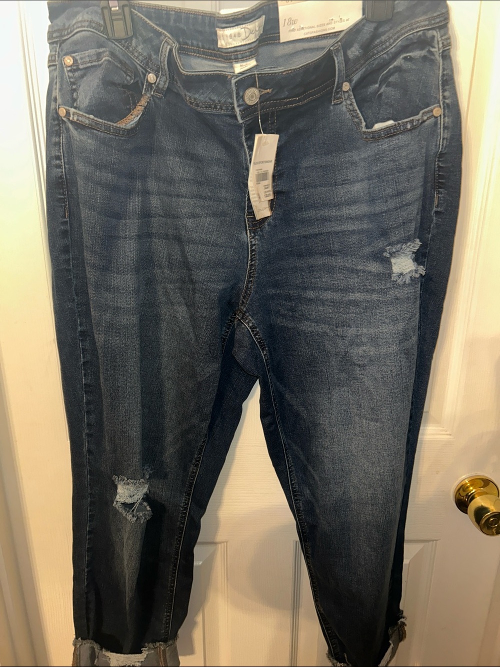 Cato Mid Wash Distressed Cropped Women's Jeans 18W